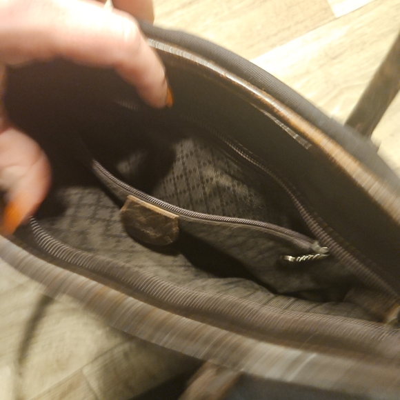 Authentic vintage gucci smaller tote purse - Picture 5 of 11